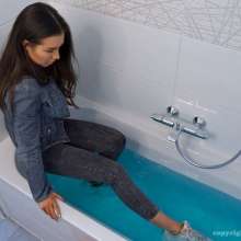 WAM Photography: Polina Takes a Bath