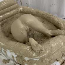 Messygirl: Mud Loving Bella Luxx