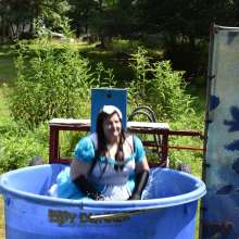 JD and Messy Andi: Alice in Wonderland Dunking!