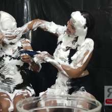 Ready2Wam Studio: Toss The Coin Messy Game with Danna and Ary