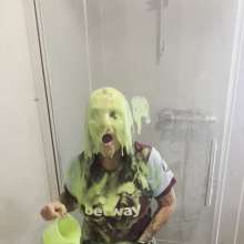TheGungeZone: Vicky's Messy Gunge Treat