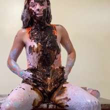 RevSlymsford: Allison's Thorough Trashing With Frosting, Chocolate + Fluff