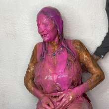 Wam Bagheera Studio: Bianca Unwittingly Faces a Messy Interview