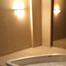 Wet Orchid: Climb into Hotel Jacuzzi in My Complete Business Attire