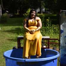 JD and Messy Andi: Dreaming of warmer weather with a formal dunking!
