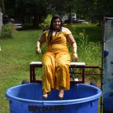 JD and Messy Andi: Dreaming of warmer weather with a formal dunking!