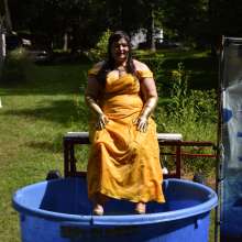 JD and Messy Andi: Dreaming of warmer weather with a formal dunking!