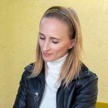 WAM Photography: Nika Gets Soaked (Mobile Optimized Movie)