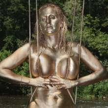 FOXY: Angel gold covered with rope...