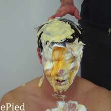 Cutiepied-production: Guillaume 5 : Push-up and Messy Feet