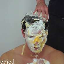 Cutiepied-production: Guillaume 5 : Push-up and Messy Feet
