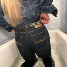 Miss Behave Better: Classic wet tight jeans