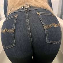 Miss Behave Better: Classic wet tight jeans