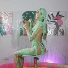Splat Network: Martina's Sexy Green Sliming
