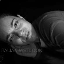 Ag Italian Wetlook: Federica fully-clothed in Jacuzzi