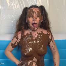 Messy Temptress: Naked and Naughty in Nutella + Cream Pies (I Got SO Messy!)