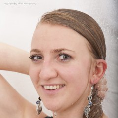 WAM Photography: WAM Photography - Ksenia takes a shower