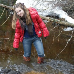 Adventureinwellies: WAM lady in red jacket and a nice wellies :)