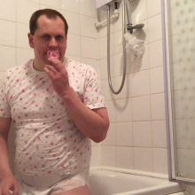 Bethyabdl: messy baby(youtube vid)