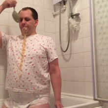 Bethyabdl: messy baby(youtube vid)
