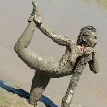 FOXY: Videos with Marion in deep mud