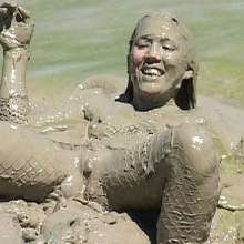 FOXY: Videos with Marion in deep mud