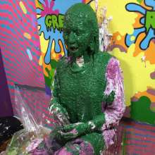 PieZone: Pics From Another Recent Green Room Shoot!