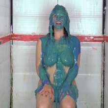 bosunbob: Jellyncustard naked in the gunge tank and in a Panic!