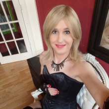 Rebecca Nell Breeze: Messy trans girl shoot