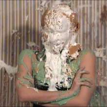 Anglefan.com: New Lisa video--strapless in slime!