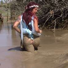 FOXY: Superb video with Ayako in mud