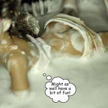 Bobographer: Tina pies the hell out of Emi