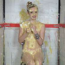 bosunbob: Tylah stands in for Annabelle and is pied