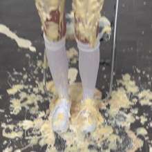 MostWam: Charlotte Tricks Emily and Gets Her Messy