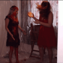 RevSlymsford: Decorating Disaster!