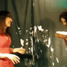 pie_burglar: yet another gif from an updated clip