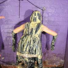 DungeonMasterOne: Maria and Honeysuckle cover each other's pretty dresses with mess!
