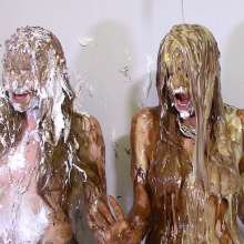 Messygirl: Pics from a New Messygirl Download