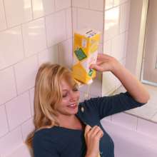 eileenvogel: Eileen pouring custard down her shirt