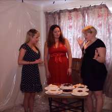 RevSlymsford: Decorating Disaster!