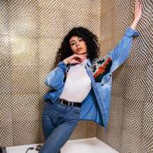 wet.look.me: Update!  Hot curly girl in a denim jacket, jeans and boots | Wetlook.biz