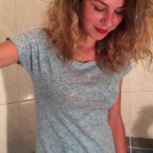 Top Messy Girls: Curly-haired Girl Gets 2 Buckets of Slime