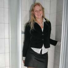 Twidget: A smiling blond from 13 years ago.