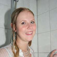 Twidget: A smiling blond from 13 years ago.