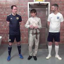 WamtasticUK: Football Kit Guys WaterTank GungeBath GungeTank Quiz
