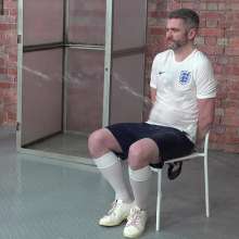 WamtasticUK: Football Kit Guys WaterTank GungeBath GungeTank Quiz