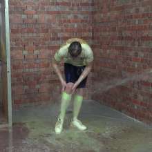 WamtasticUK: Football Kit Guys WaterTank GungeBath GungeTank Quiz
