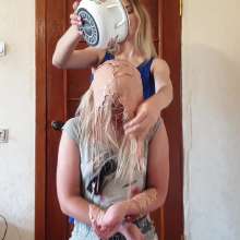 Top Messy Girls: Girl Gets Chocolate and Cream to the Hair!