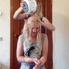 Top Messy Girls: Girl Gets Chocolate and Cream to the Hair!