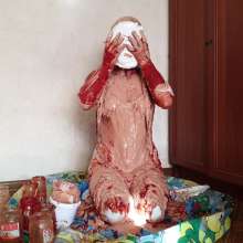 Top Messy Girls: Girl in White Clothes Receives a Food